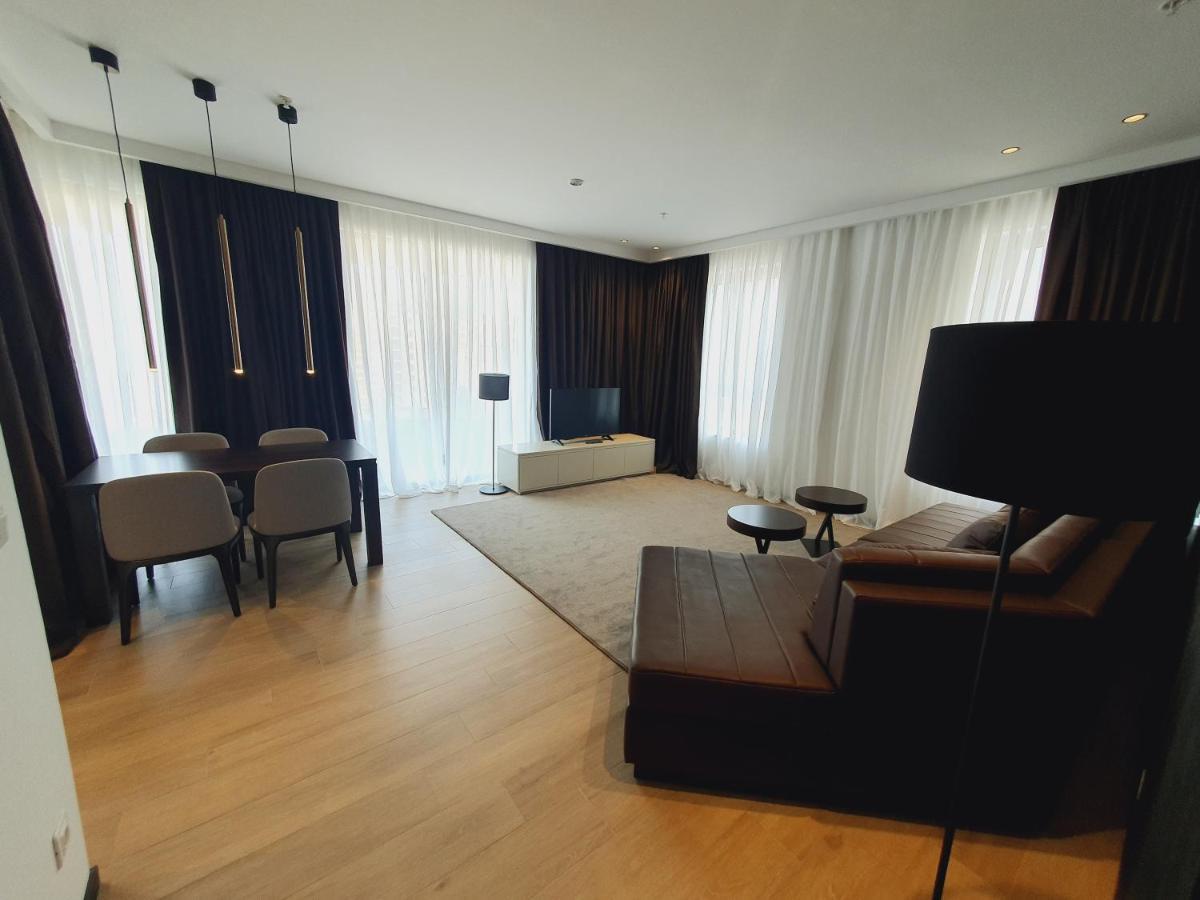 Prestige Central Apartments - Rafailovici Budva Bagian luar foto